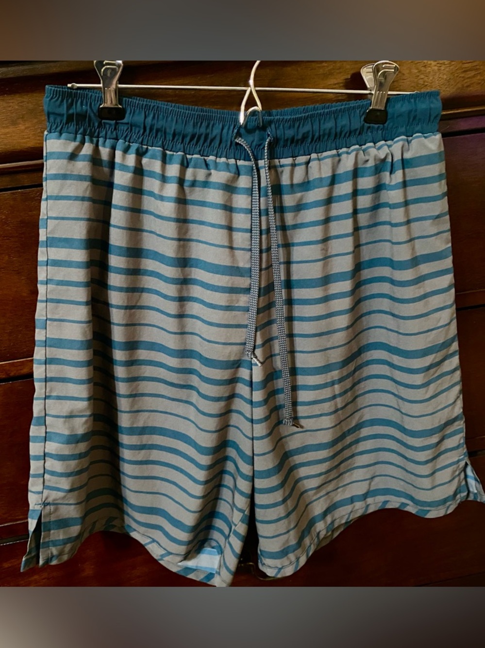Rabbit Running Shorts Men’s size L Blue Striped Lined Athletic Activewear